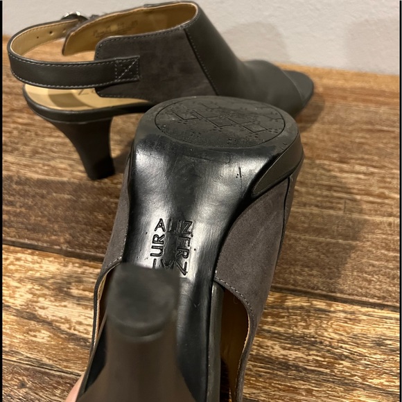 stuart weitzman DAWN open toes sandals size 7.5 US - Picture 9 of 12